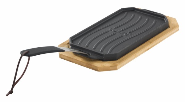 Cozze® reversible cast iron pan with wooden tray 165x330 mm