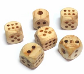 Play>it® giant yatzy with 6 dices in wood
